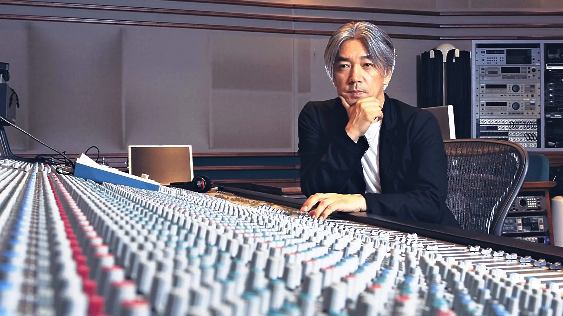 01 GRANDE_2023-04-02T152144Z_1752132142_MT1YOMIUR000THAKT5_RTRMADP_3_JAPANESE-MUSICIAN-RYUICHI-SAKAMOTO-PASSES-AWAY